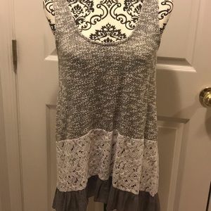 A’reve Top- Size Large